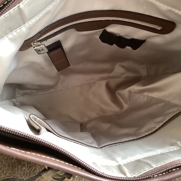 MC Marc Chantal Green Brown Etched Design Tote Handbag - Picture 8 of 10